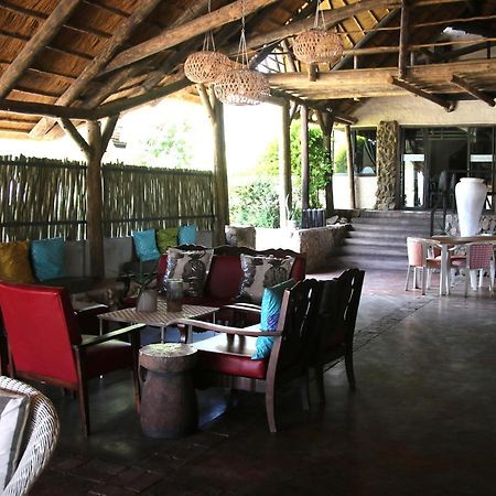Etotongwe Lodge Outjo Esterno foto