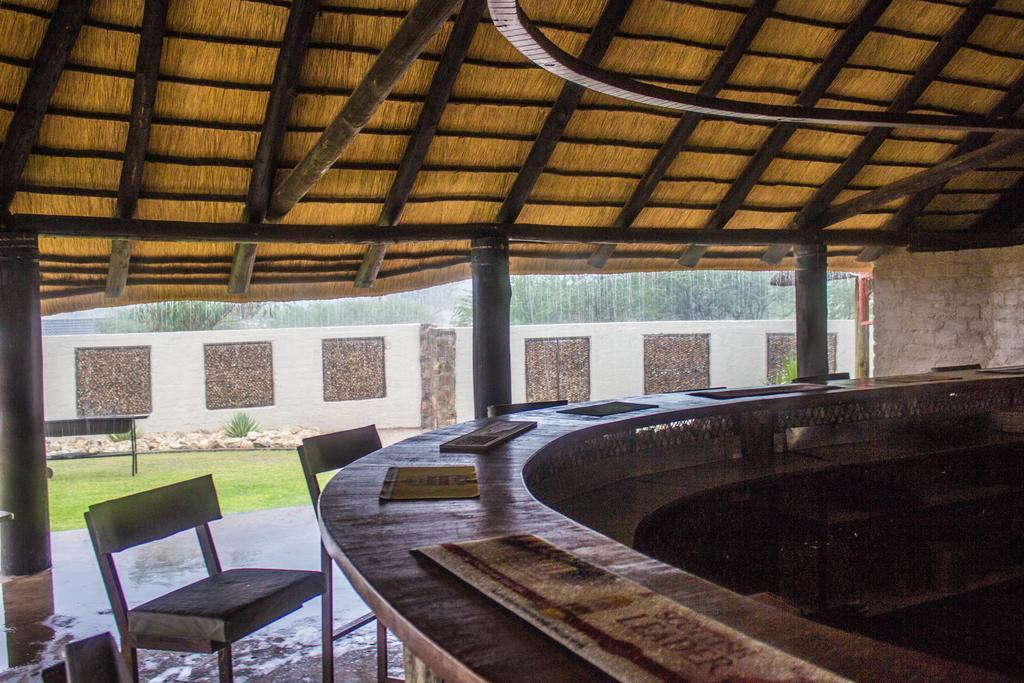 Etotongwe Lodge Outjo Esterno foto