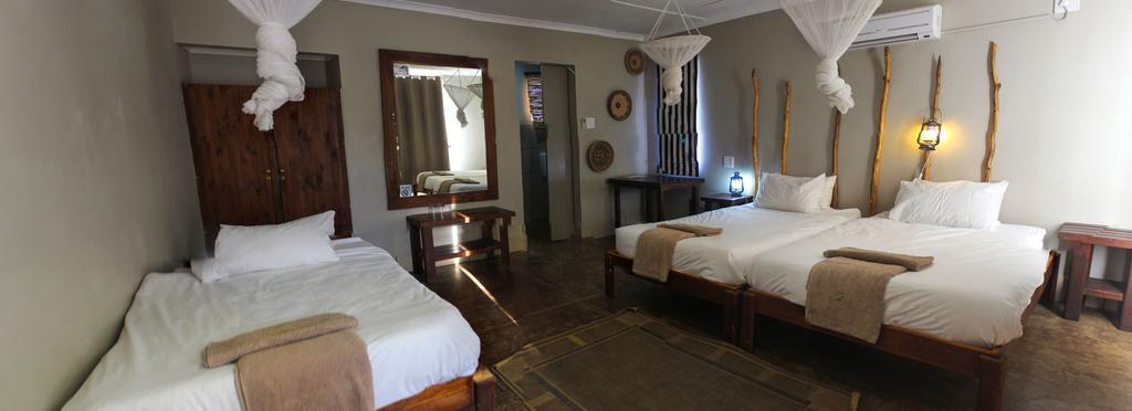 Etotongwe Lodge Outjo Esterno foto