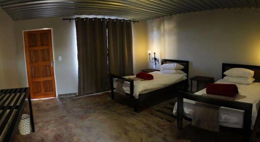 Etotongwe Lodge Outjo Esterno foto