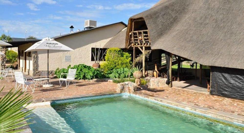 Etotongwe Lodge Outjo Esterno foto