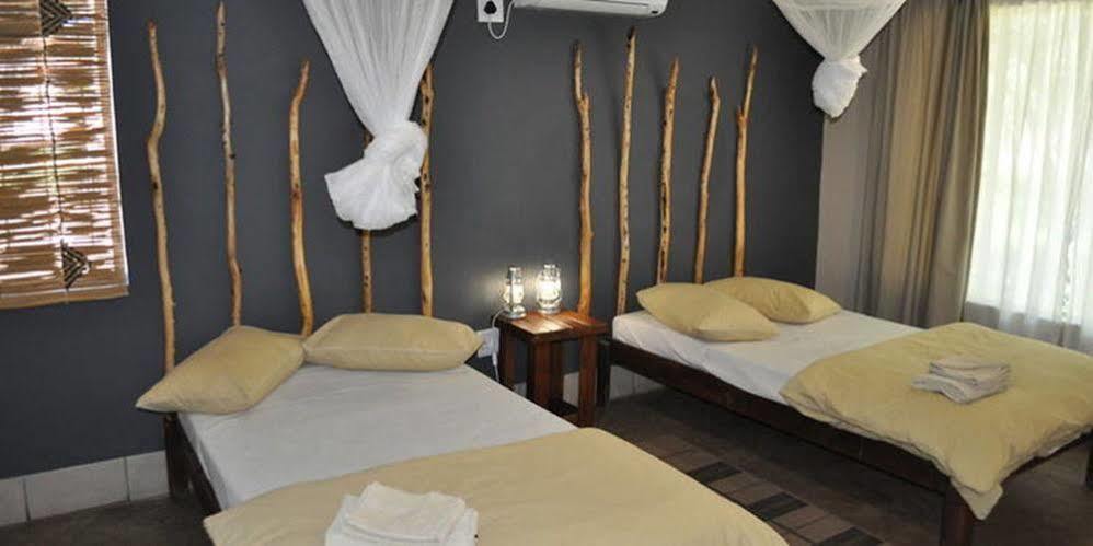 Etotongwe Lodge Outjo Esterno foto
