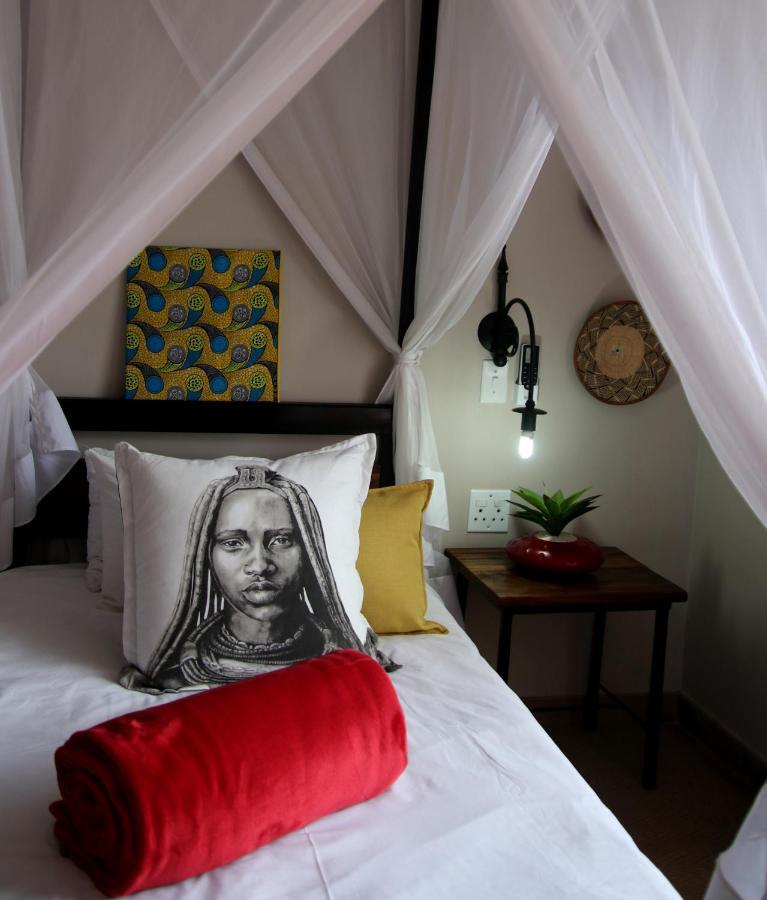 Etotongwe Lodge Outjo Esterno foto