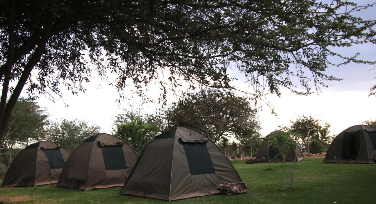 Etotongwe Lodge Outjo Esterno foto